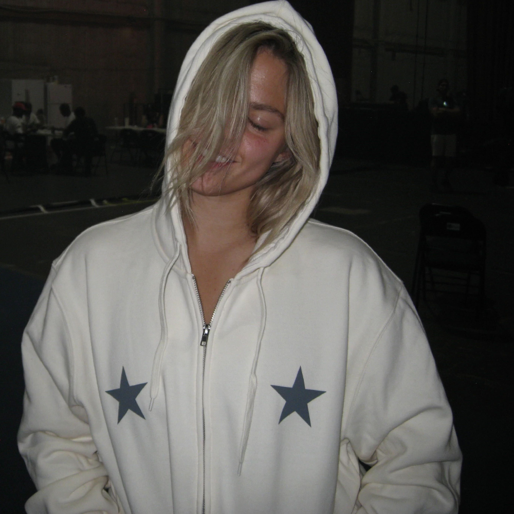 TOUR DATE BACK ZIP HOODIE On Renee