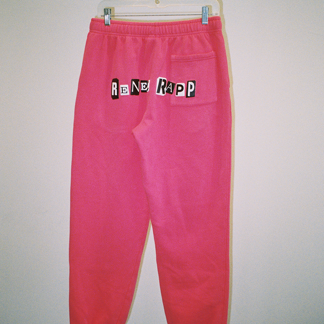 KISS SWEATPANTS (PINK) DETAIL 2